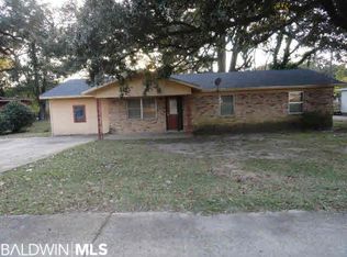206 S Day Ave, Bay Minette, AL 36507