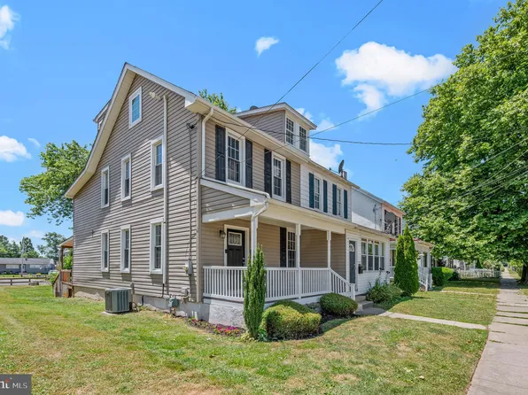 454 Broad St, Oxford, PA 19363