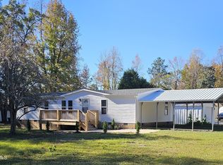 146 Sand Ridge Rd, Hubert, NC 28539