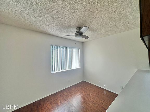 3rd image of 12120 Texas Ave APT 202