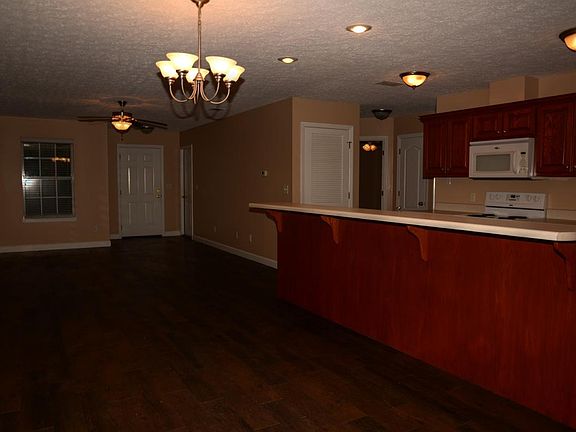 3rd image of 1304 N Gray Ave