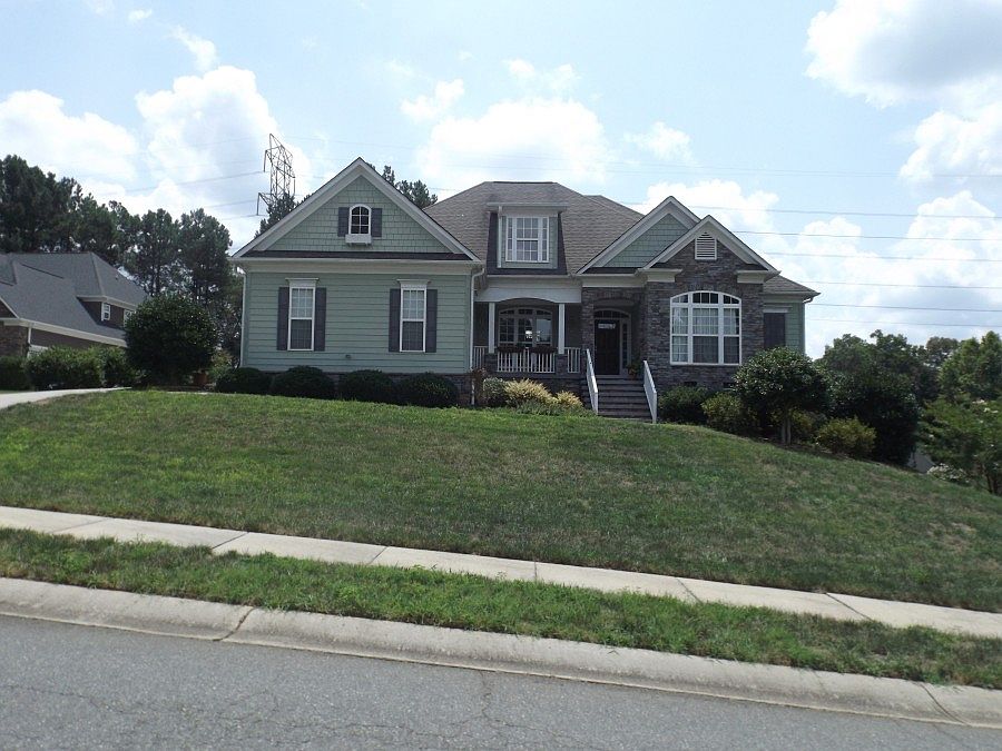 1st image of 104 Cove Pointe