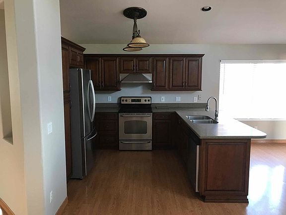 4th image of 5232 W Taro Ln