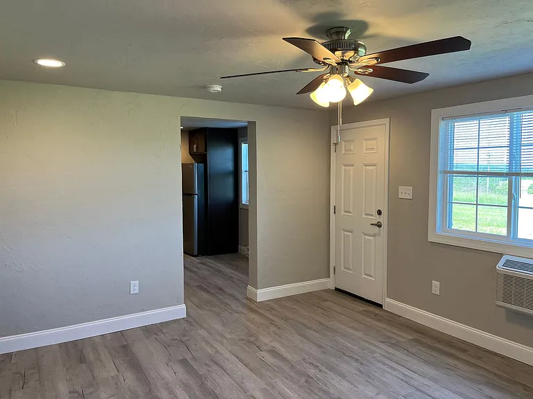 Salem Run Apartments - Phase 1 — Photo 99