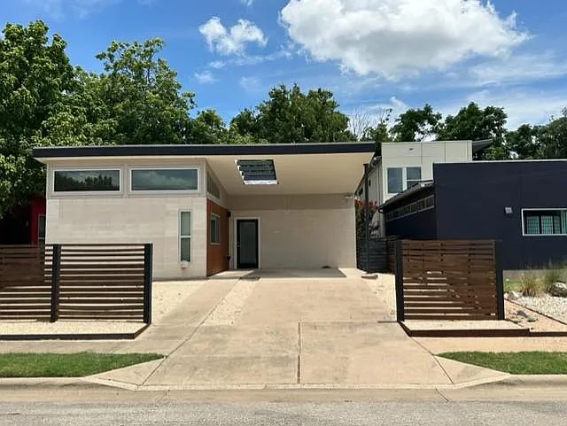 5920 Lux St — Photo 1