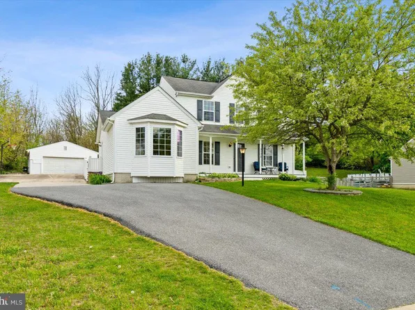 3178 Vista Ct, New Windsor, MD 21776