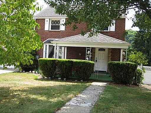 2nd image of 1438 White Oak Dr