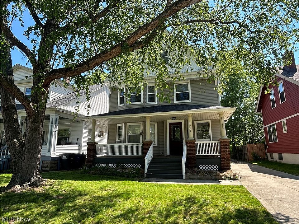 1st image of 1567 Wagar Ave