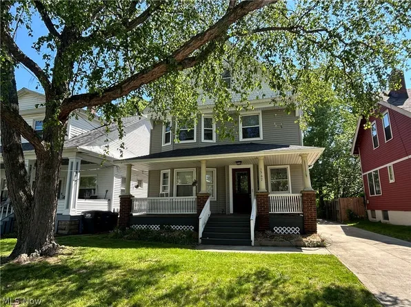 1567 Wagar Ave, Lakewood, OH 44107