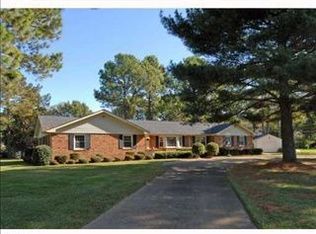 4044 Sherwood Ln, Virginia Beach, VA 23455