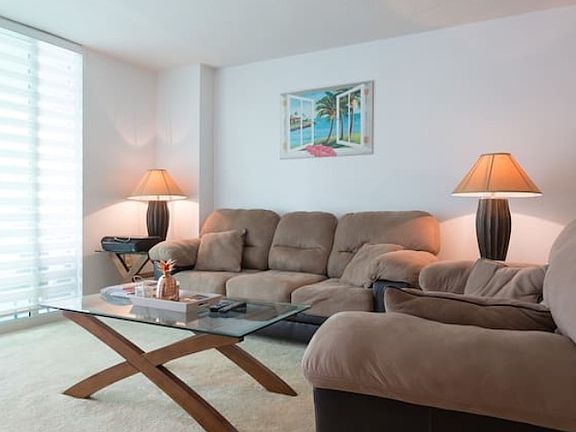 3rd image of 1200 Brickell Bay Dr #Penthouse 4108