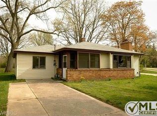 6635 Bandle St, Saugatuck, MI 49453