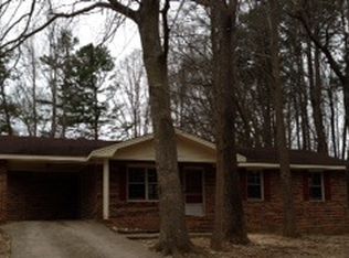 404 Castle Ave, Winder, GA 30680