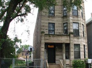 8707 S Escanaba Ave APT 3R, Chicago, IL 60617
