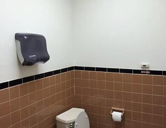3rd image of 945 W End Ave APT 1D