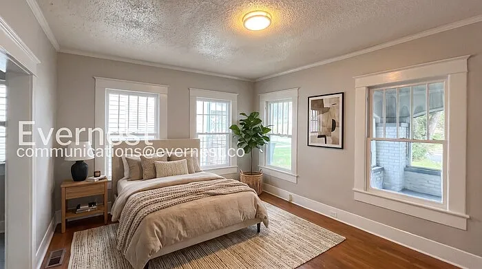 3 bed, 1.0 bath, 1252 sqft, $1,345 — Photo 3