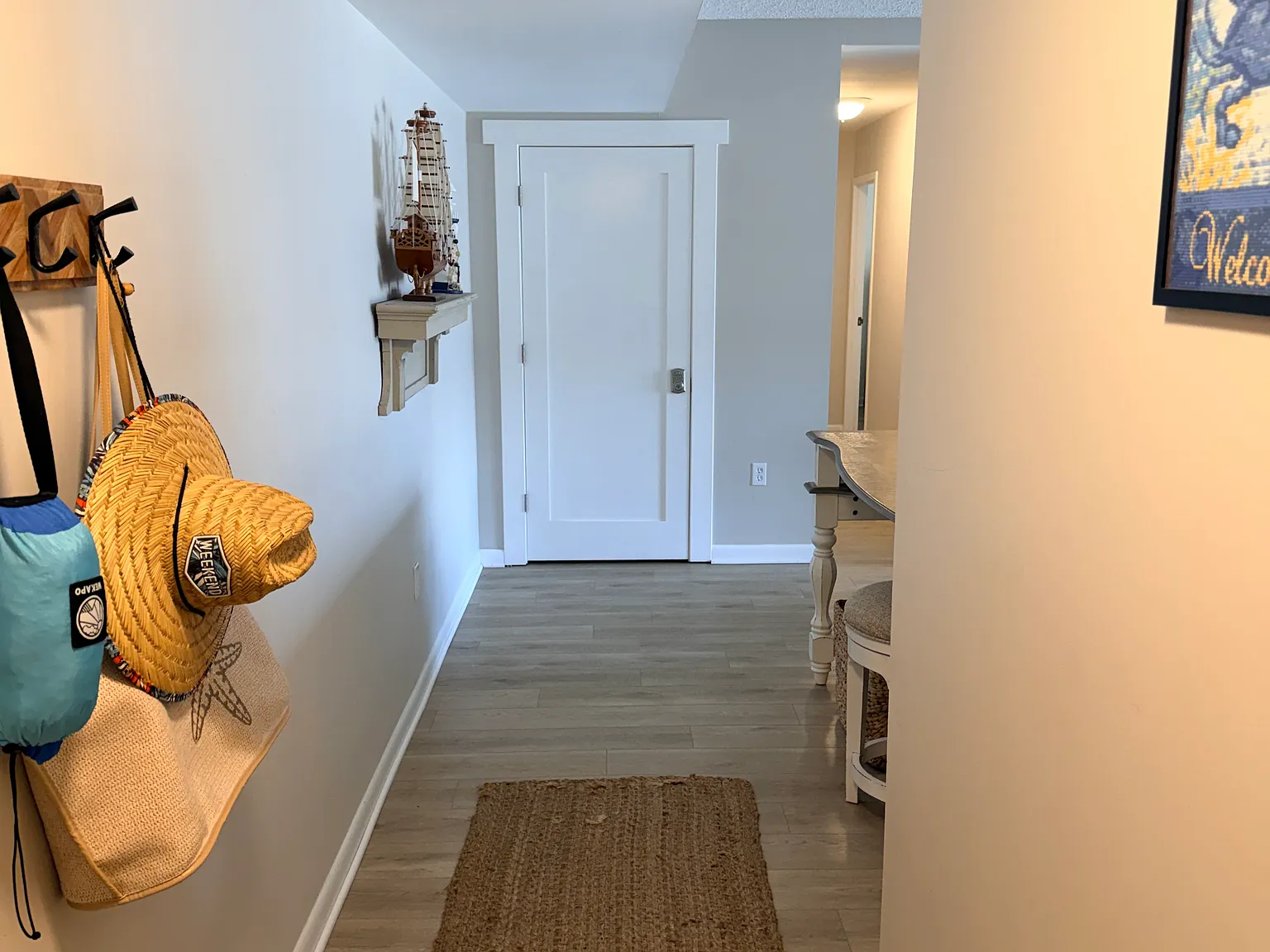 2 bed, 1049 sqft, $1,750 — Photo 4