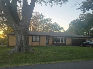 311 SW 21st St, Blue Springs, MO 64015