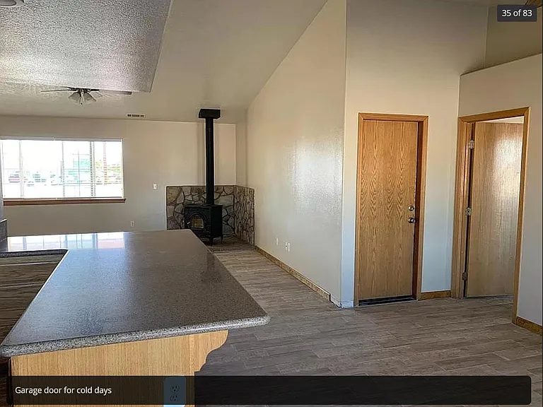 9822 Hawthorne Ave — Photo 36