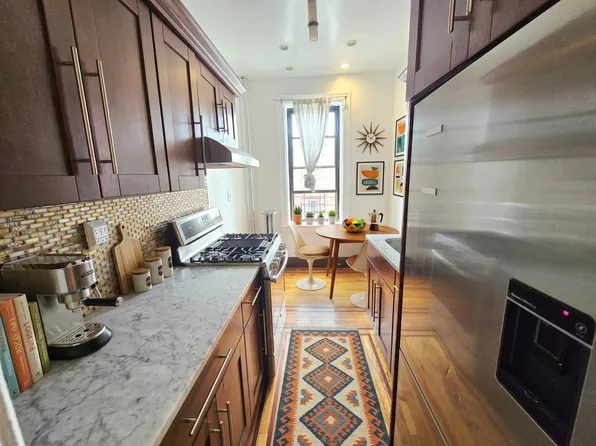 601 40th Street image 1 of 17