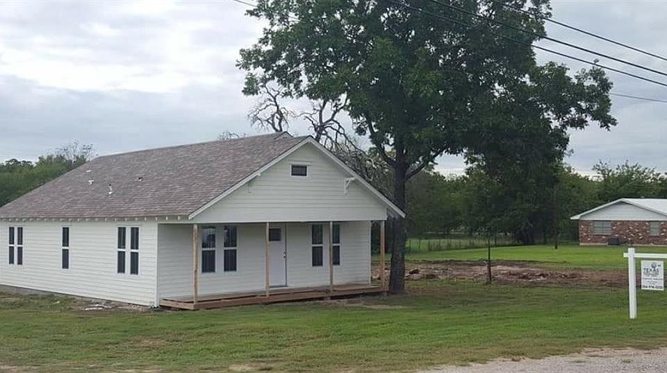 1st image of 1020 Main St