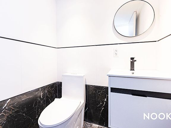 2nd image of 173 Jefferson St #1D