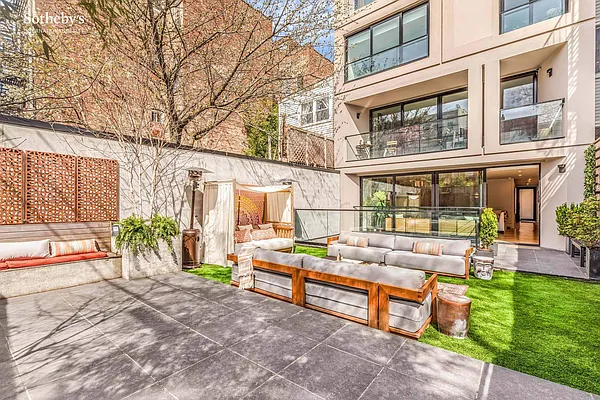 Sold by Sotheby's International Realty | media 5