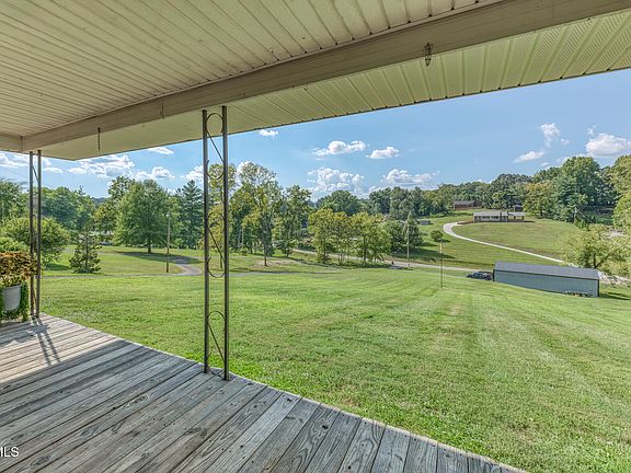 4th image of 1703 Rock Springs Rd