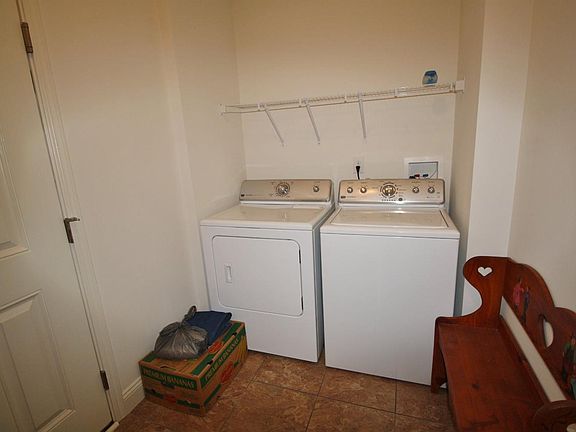 5th image of 102 Peakland Ct