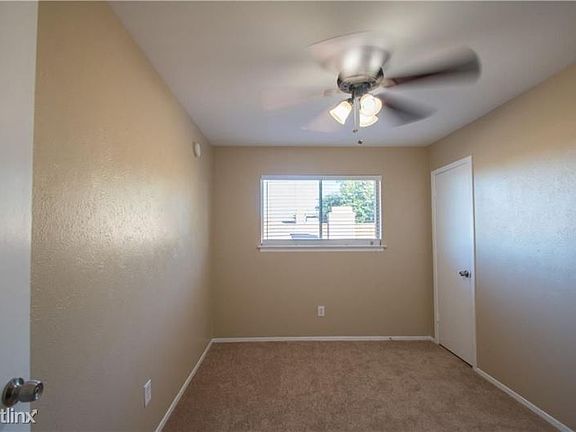 4th image of 2829 Nova Dr