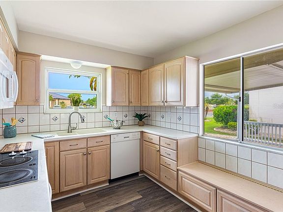 3rd image of 1206 N Pebble Beach Blvd