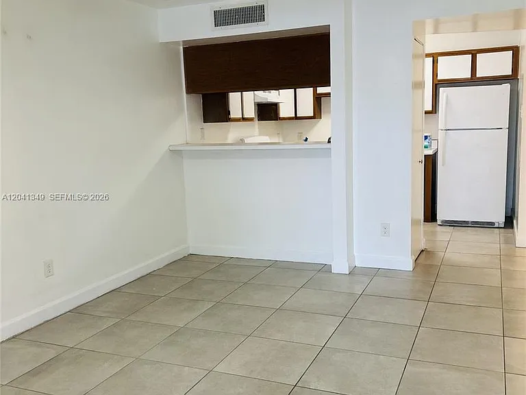 15325 SW 106th Ter #614 — Photo 4