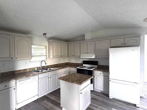 4th image of 11220 Hughes Rd #122