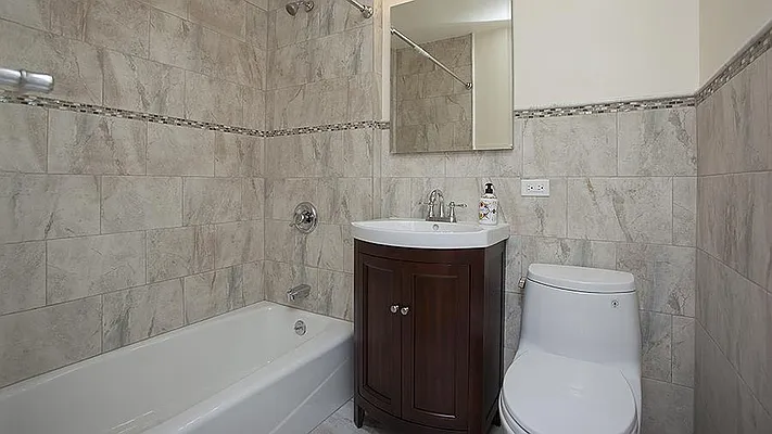 Sold by Fenwick Keats Real Estate | media 19