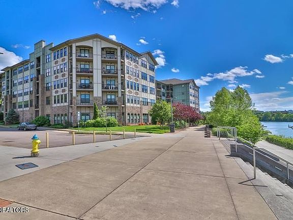 2nd image of 445 W Blount Ave APT 326