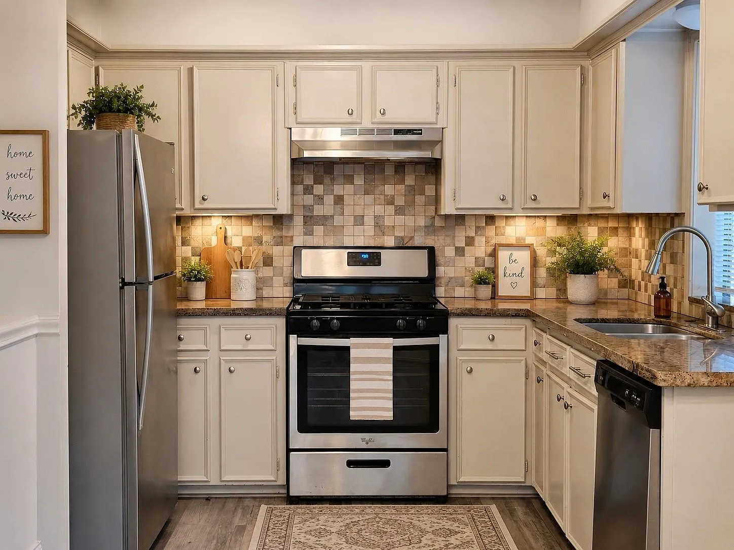 4 bed, 2.5 bath, 1580 sqft, $2,750 — Photo 4