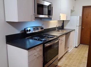 1301 W Emerson St #6, Seattle, WA 98119