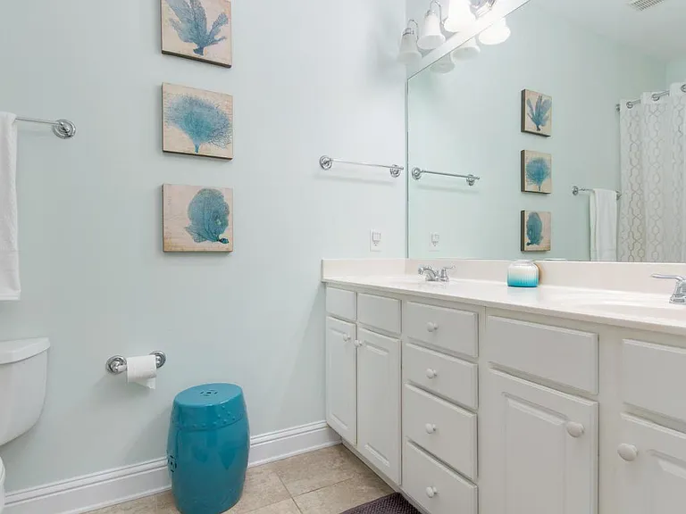 167 Brooks St #202 — Photo 10