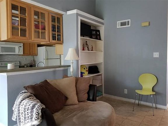 3rd image of 1601 Faro Dr APT 601