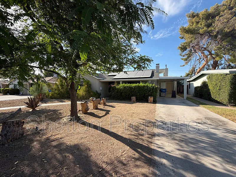 4 bed, 3.0 bath, 2000 sqft, $3,345 — Photo 4