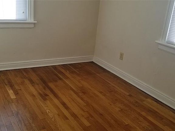 5th image of 1324 N 31st St