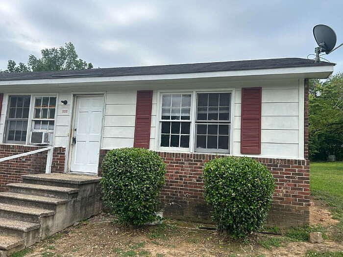 1st image of 111 Audrey Dr #111