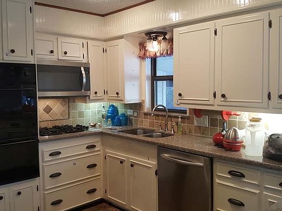 3rd image of 535 N Cowan Ave