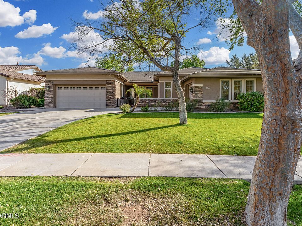 1st image of 3055 E SIERRA MADRE Avenue