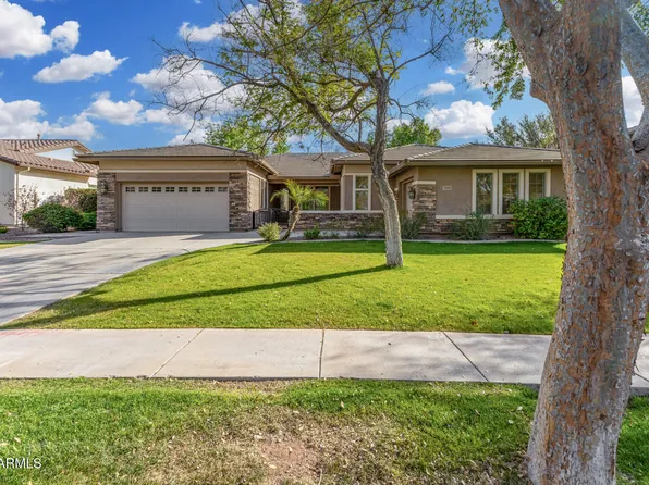 3055 E SIERRA MADRE Avenue, Gilbert, AZ 85296