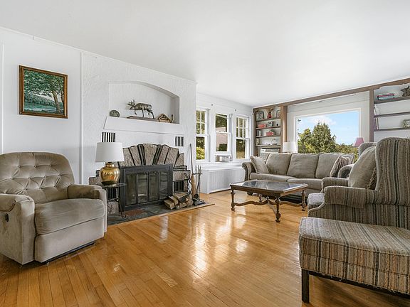 Living room with fireplace
