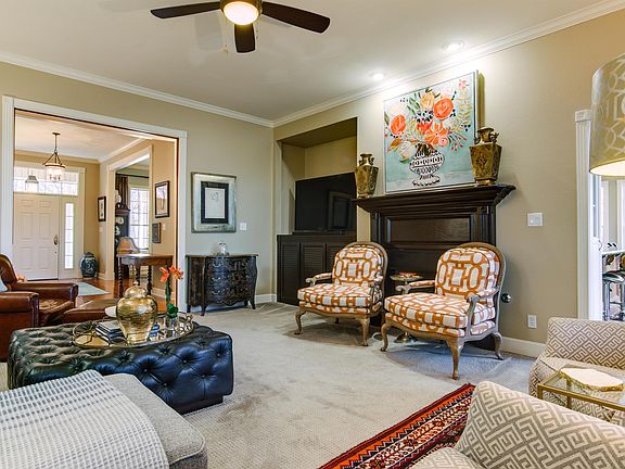5th image of 6800 Volga Cir