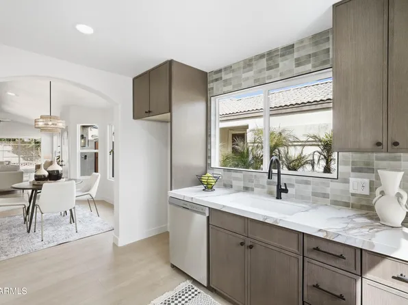 4622 E GROVERS Avenue, Phoenix, AZ 85032