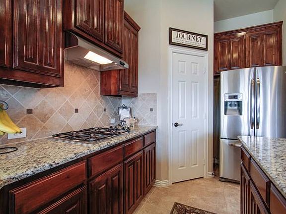 3rd image of 7125 Mesilla Ln