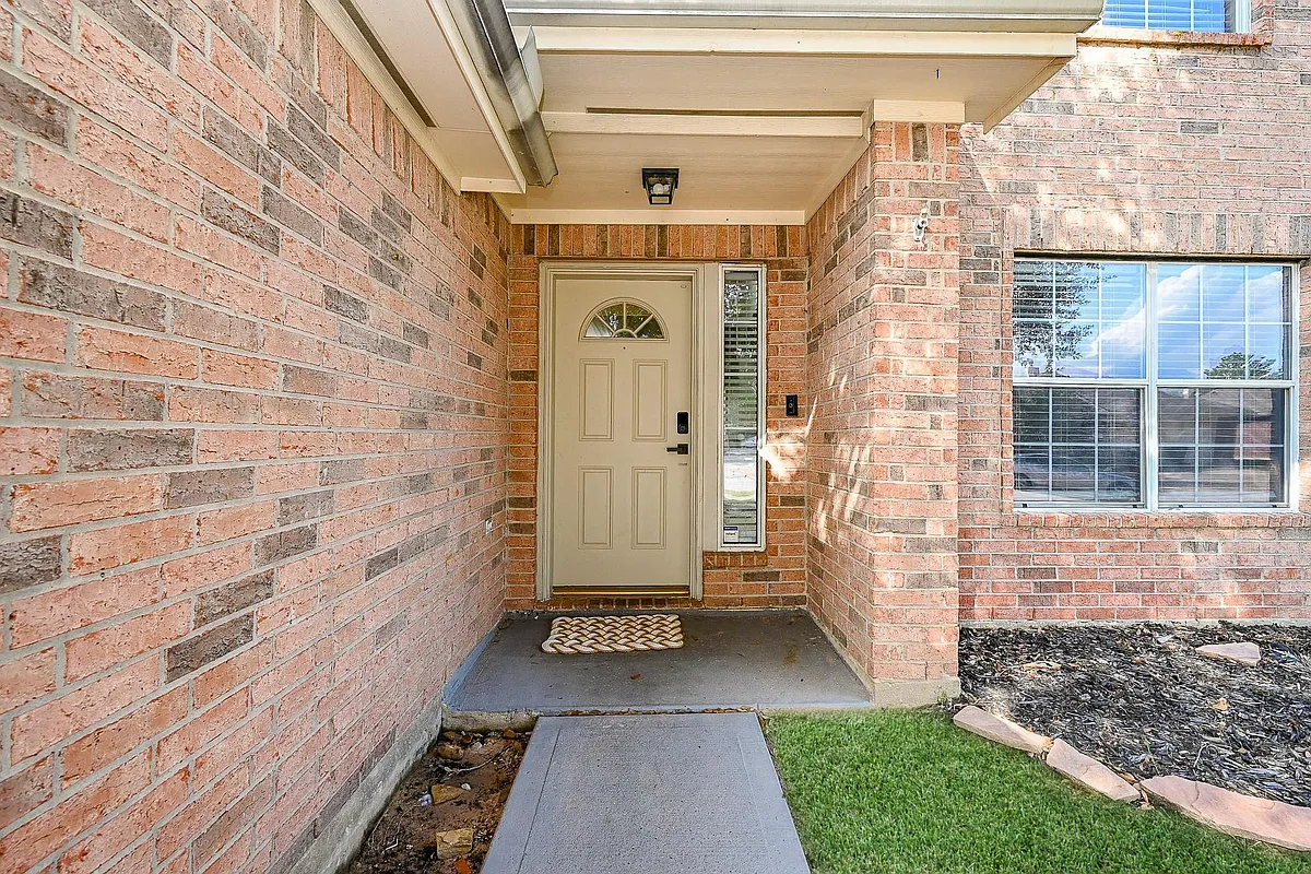 Building Photo - 12122 Lucky Meadow Dr